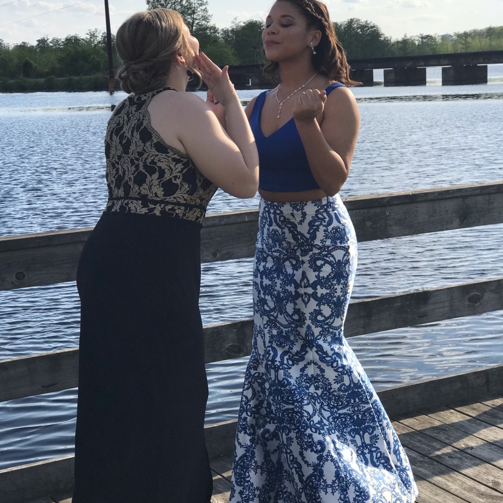 2 Piece mermaid flare -Formal Gown - Picture 2 of 2